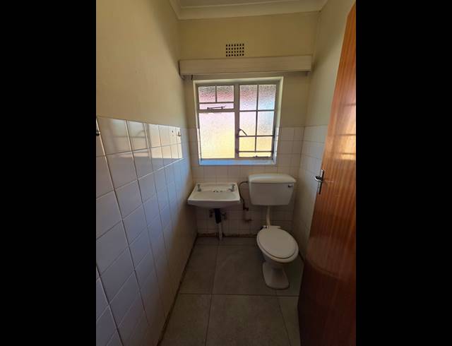 4 BEDROOM HOUSE TO LET IN VAALPARK